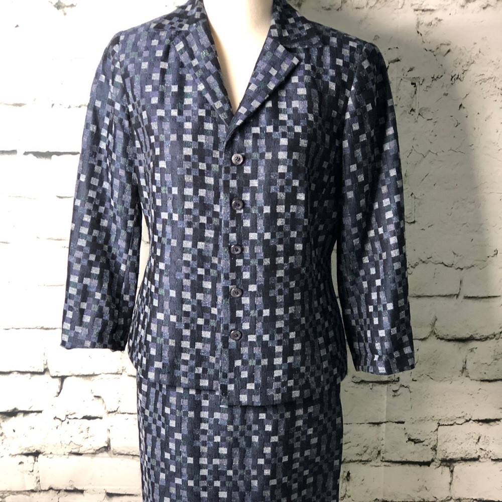 Gianni Womens  2 piece Suit blue check